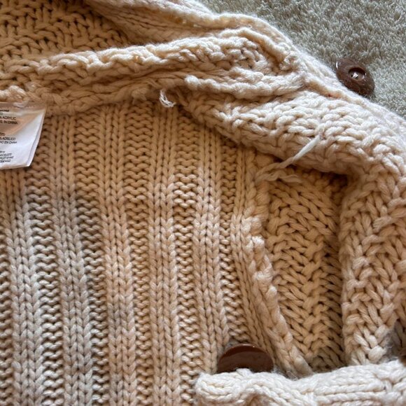 No Boundaries Women's Cream and White Jumper - Picture 3 of 6